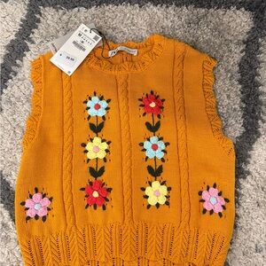 Zara Yellow Knit Vest with Floral Design